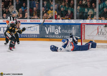 96 Timashov Dmytro, C.G Photographie, Colin Girard, HCA, HCAjoie, Hockey Club Ajoie, NL, National League, Porrentruy, RAIFFEISEN ARENA, Saison 2023-24, hockey, occasion manquée, tir au but