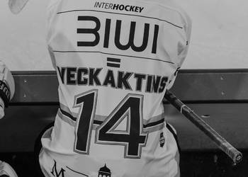 14 Emils Veckaktins, C.G Photographie, Colin Girard, GSHC, Genève Servette Hockey Club, HCA, HCAjoie, Hockey Club Ajoie, Maillot Extérieur, Maillot blanc, Match amical, NL, National League, Porrentruy, RAIFFEISEN ARENA, Saison 2024-25, hockey