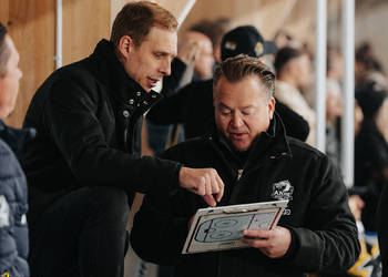 C.G Photographie, Club National League, Colin Girard, HCA, HCA Vs EHCB, HCAjoie, Hockey Club Ajoie, Hytönen Juha-Pekka, NL, National League, Nummelin Petteri Assist. Coach, Porrentruy, RAIFFEISEN ARENA, Saison 2024-25, Staff, hockey