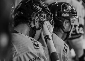 32 Turkulainen Jerry, C.G Photographie, Club National League, Colin Girard, HC Ajoie, HCA, HCA Vs EHCK, NL, National League, RAIFFEISEN ARENA, Saison 2025-26, Saison25-26, emotion, hockey