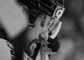 19 Wick Jeremy, C.G Photographie, Club National League, Colin Girard, HC Ajoie, HCA, HCA Vs EHCK, NL, National League, RAIFFEISEN ARENA, Saison 2025-26, Saison25-26, emotion, hockey