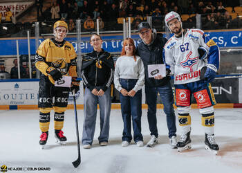 3 Honka Anttoni, Beutcher du match, C.G Photographie, Club National League, Colin Girard, Fin de match, HC Ajoie, HCA, HCA Vs EHCK, NL, National League, Postfinance Topscorer, RAIFFEISEN ARENA, Saison 2025-26, Saison25-26, hockey, sponsor