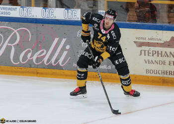 74 Nättinen Julius, C.G Photographie, Club National League, Colin Girard, HC Ajoie, HCA, HCA Vs SCLTigers, NL, National League, RAIFFEISEN ARENA, Saison 2025-26, Saison25-26, hockey