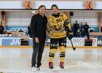 90 Fischer Jannik, Admin, C.G Photographie, Club National League, Colin Girard, HC Ajoie, HCA, HCA Vs EHCB, Kimmo Bellmann, NL, National League, RAIFFEISEN ARENA, Saison 2025-26, Saison25-26, hockey, jubilé