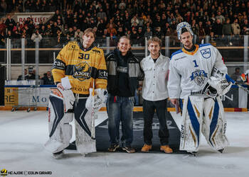 30 Keller Antoine, Beutcher du match, C.G Photographie, Club National League, Colin Girard, Fin de match, HC Ajoie, HCA, HCA Vs EVZ, NL, National League, RAIFFEISEN ARENA, Saison25-26, Tim Wolf, hockey