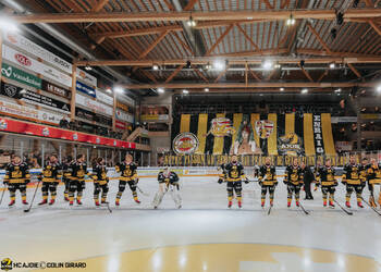 C.G Photographie, Club National League, Colin Girard, HC Ajoie, HCA, HCA Vs LHC, NL, National League, RAIFFEISEN ARENA, Saison25-26, hockey, intérieur patinoire, tifo