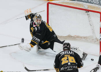 40 Ciaccio Damiano, C.G Photographie, Club National League, Colin Girard, Gardien, HC Ajoie, HCA, HCA Vs LHC, NL, National League, RAIFFEISEN ARENA, Saison 2025-26, Saison25-26, arrêt, big save, hockey