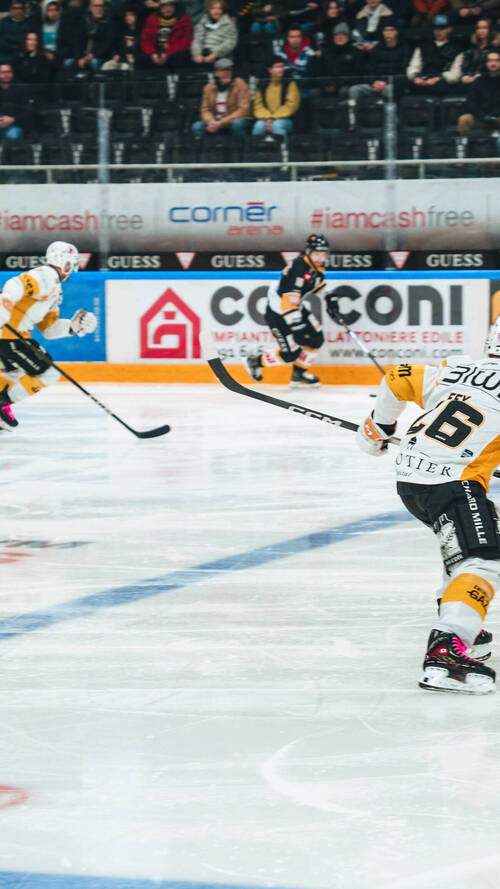 Défaite d'Ajoie à la Corner Arena