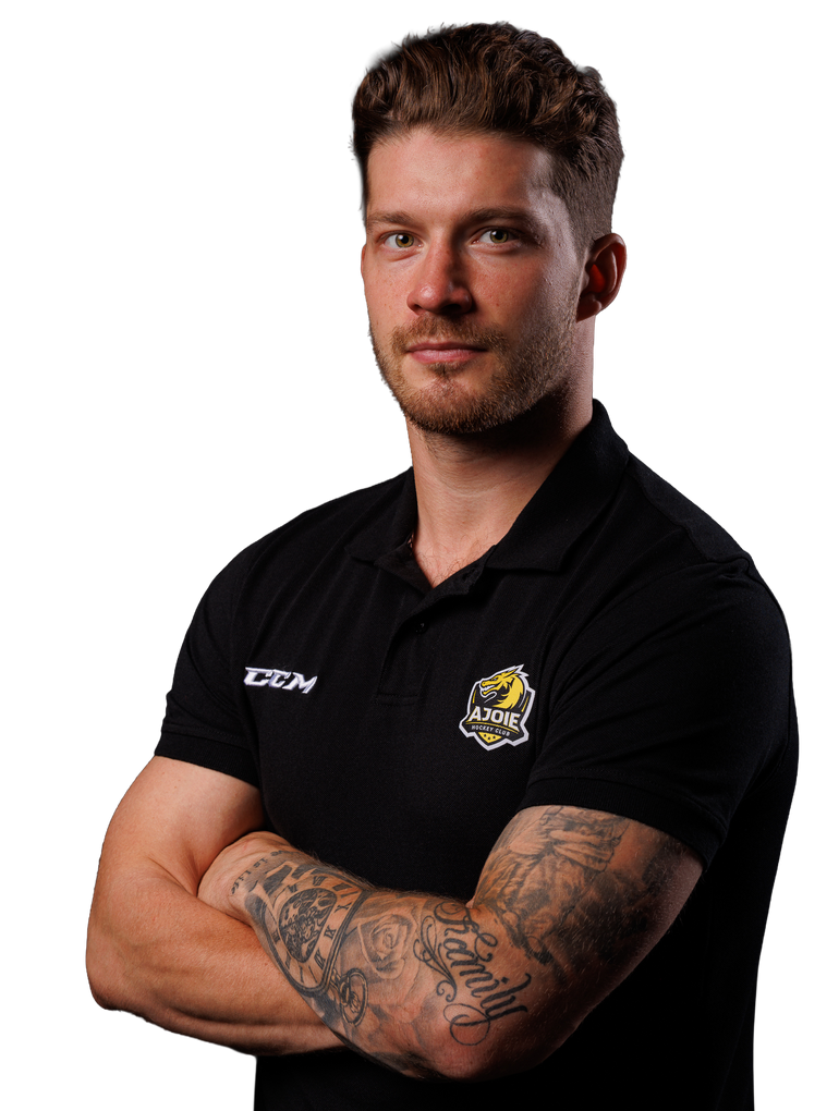 Kristian Tanus 27