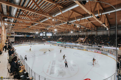 CHAMP DE GLACE, RECTANGLES ET RONDS (ouverture dans une nouvelle fenêtre)