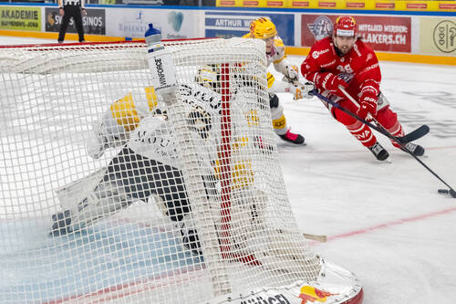Victor Rask (SCRJ) beim Meisterschaftsspiel der National League zwischen den SC Rapperswil-Jona Lakers und dem HC Ajoie am Samstag, 03. Januar 2026, in der St. Galler Kantonalbank Arena Rapperswil-Jona. (Fritz Leuzinger)